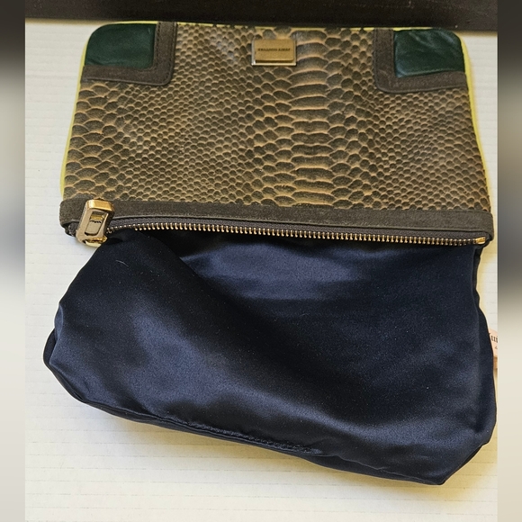 JUICY COUTURE VINTAGE CLUTCH EUC